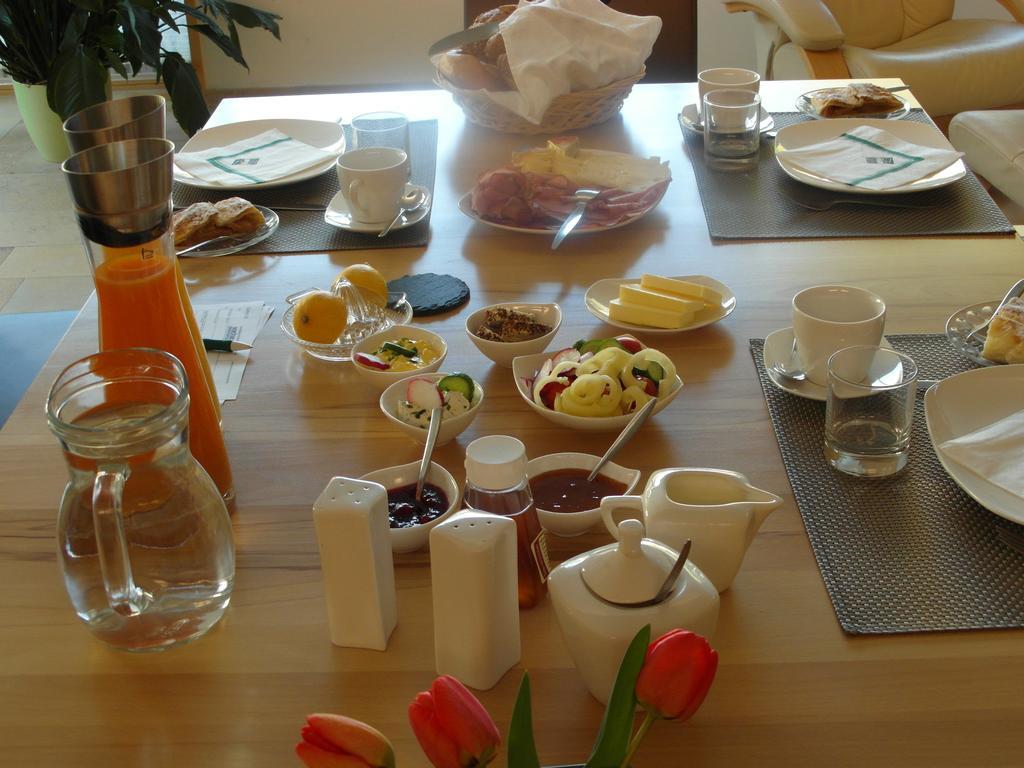 Lugerfarm Hotel Melk Bagian luar foto