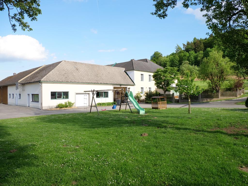 Lugerfarm Hotel Melk Bagian luar foto